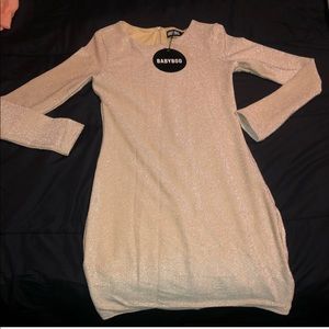 Glitter gold body on dress